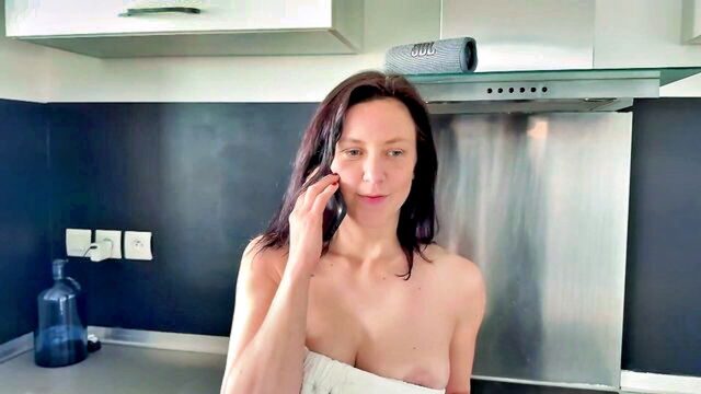 lily rose - jacquie et michel tv lily rose