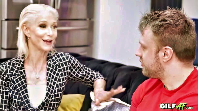 older, loves to fuck, to fuck - old granlyy jacy xxx