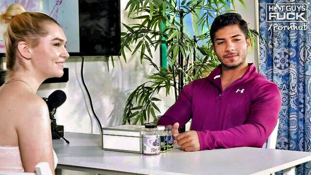 layla - huge tit blonde layla