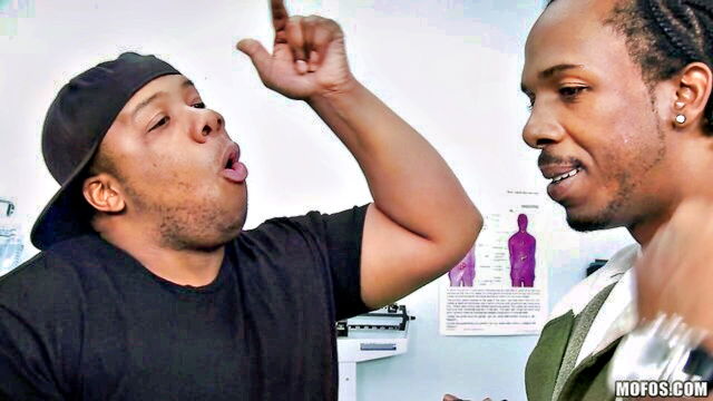 delilah davis - milfs like it black delilah vivo