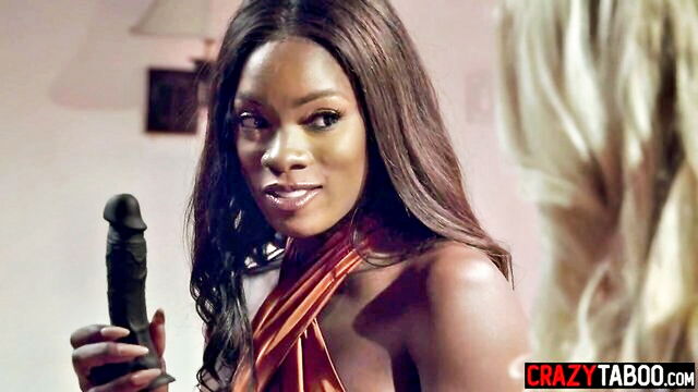 serene siren - ana foxxx big tits lesbian