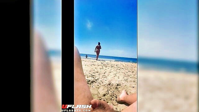 sensual encounter on the shores of steinway beach : peter_parker