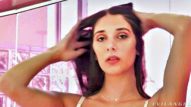 intense creampie whimpers : Evil Angel