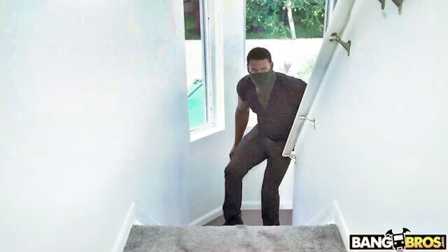 kailani kai - round asses kailani kai