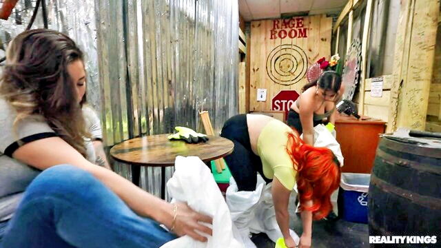 James Angel, Scarlett Venom, Ace Bigs - crazy college gf scarlett venom Reality Kings