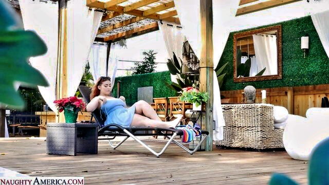 chloe cooper - chloe cooperperfect fucking strangers