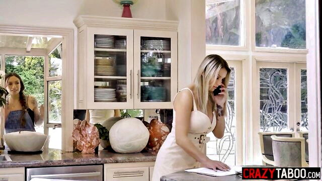 kenzie taylor bubble ass