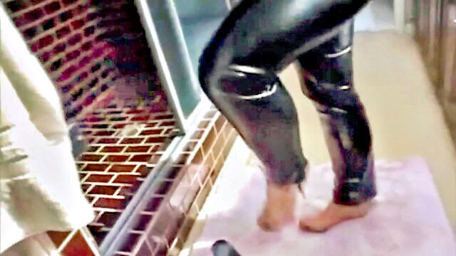 bbc, big ass, bathroom sex - luissa vs jslayer ass fuck