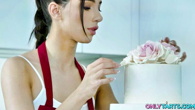 kama oxi - onlytarts kama oxi candy shop