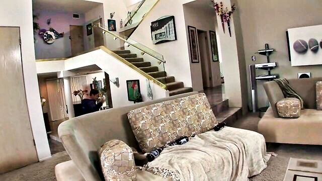 heather starlet, katja kassin - outnumbered 5 scene 1