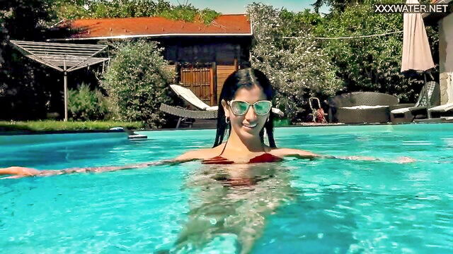 latinassss perfection underwater