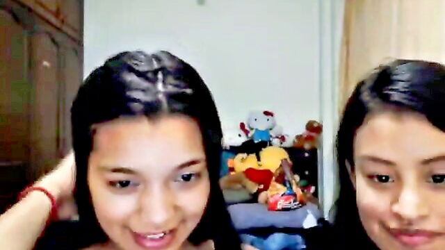 kissing, lesbians, teens +18 - identical webcam teens