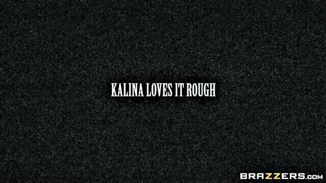 kalina ryu, angelina love - brazzers könyökkal