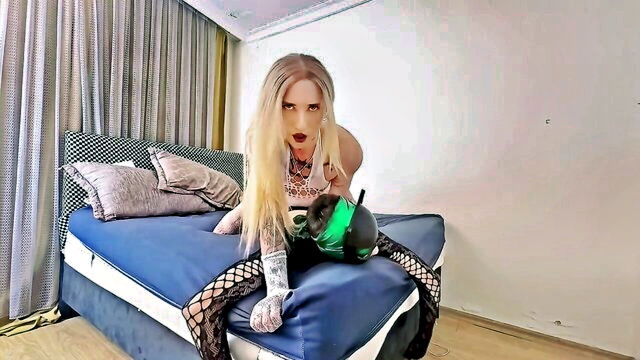 Rylee Blake Carter - crazy latin ass fuck