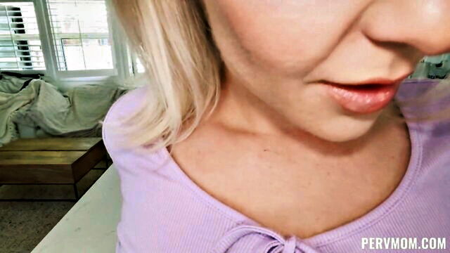 sensual blowjob mom xxx