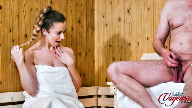 peach domina - sauna masturbation show