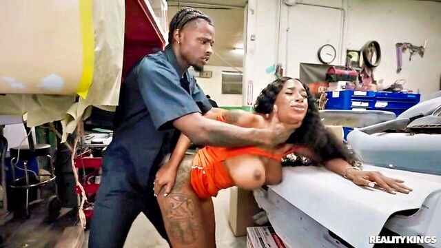 damion dayski, mandy waters, serena santos - money talks hd porn