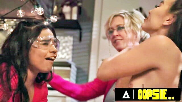 dee williams, kimmy kimm - college girl squirt compilation