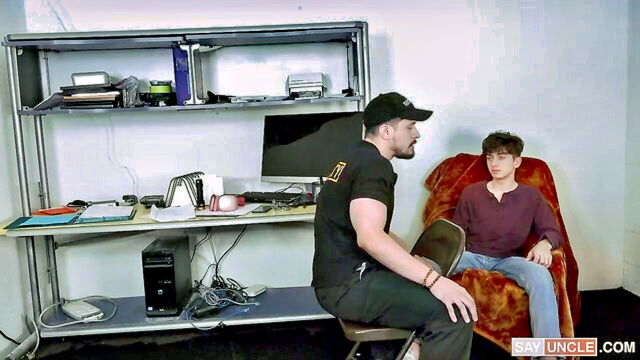Donovin Rece, Papi Marcos - private doggy fun with hunk Young Perps