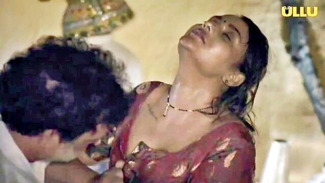 jane - ullu wifey threesome