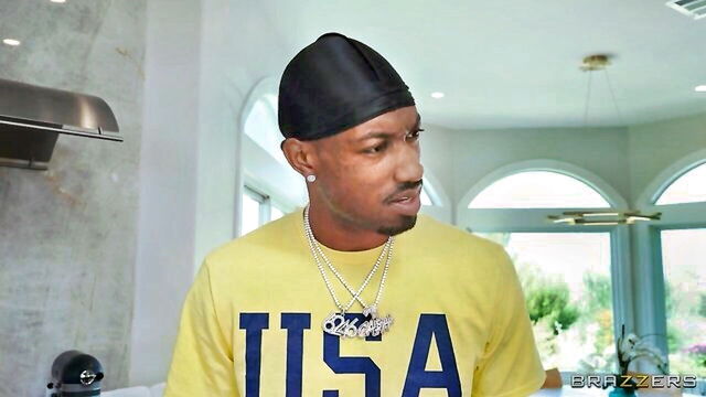 jasmine sherni, sarah arabic - arabic babes sharing cock