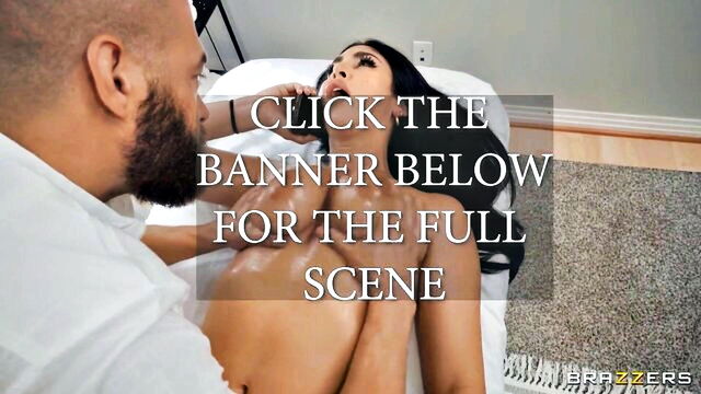 oiled pussy on phone : Brazzers