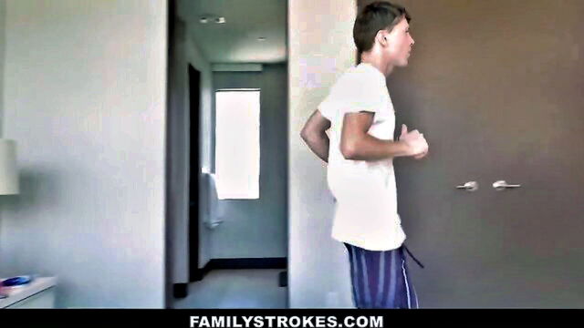 peruvian girl with big ass : Family Strokes