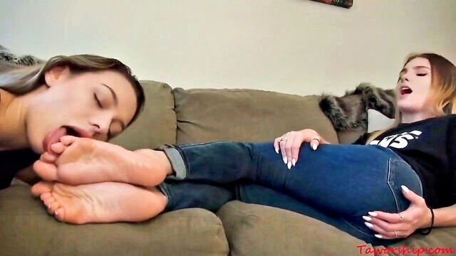 worship, feet, soles - foot fetish naomy