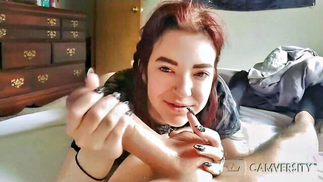 lilredvelvettt - handjob by lilredvelvettt