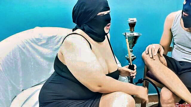 qamar big tits drilling