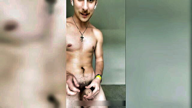 bwc, tiktoker, gay - fit guys tiktok cumshot