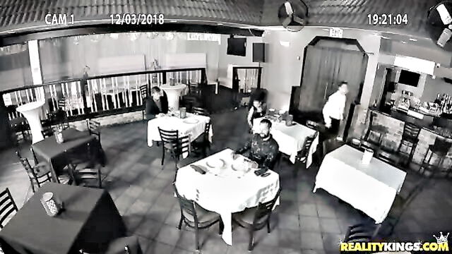 duncan saint, rose monroe - rose monroe big tits eatery