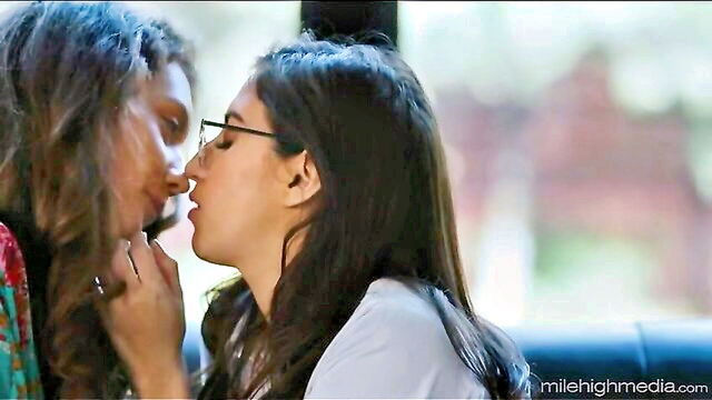 elena koshka - lesbian moves on babes kiss