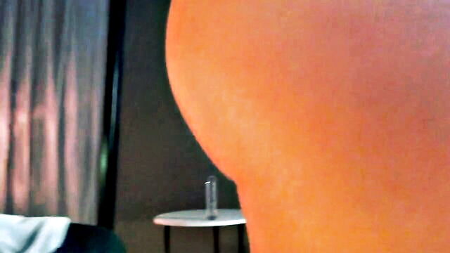 milf, hot, seduction - anna lynn milf cam