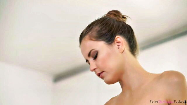 yvonne petite ballet suck : NubilesPorn