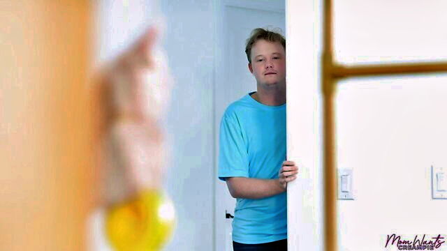 Jimmy Michaels, Sweet Sophia - creampie for mommy lemons Mom Lover