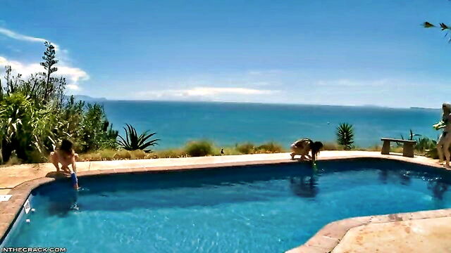 little caprice pool babe