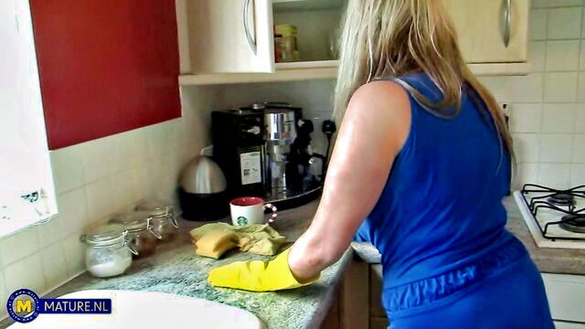 Kaz B - mature kaz stepmom catch