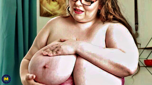 solo girl, amateur, mature - bbw toy fuck video