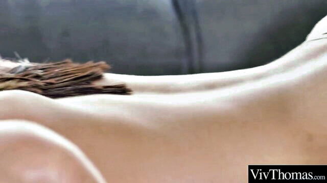 Naomi Cruise - naomi cruise pussy licking show