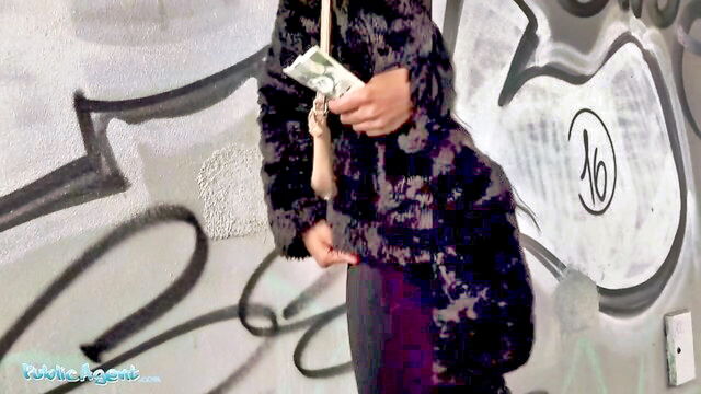 asia rae - ebony bouncing ass in public