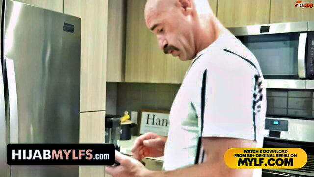 brianna bourbon - thick arab housewife brianna bourbon