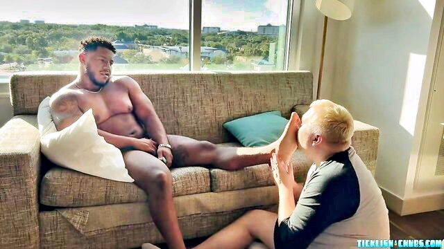 foot fetish tickle master : Ticklish Chubs