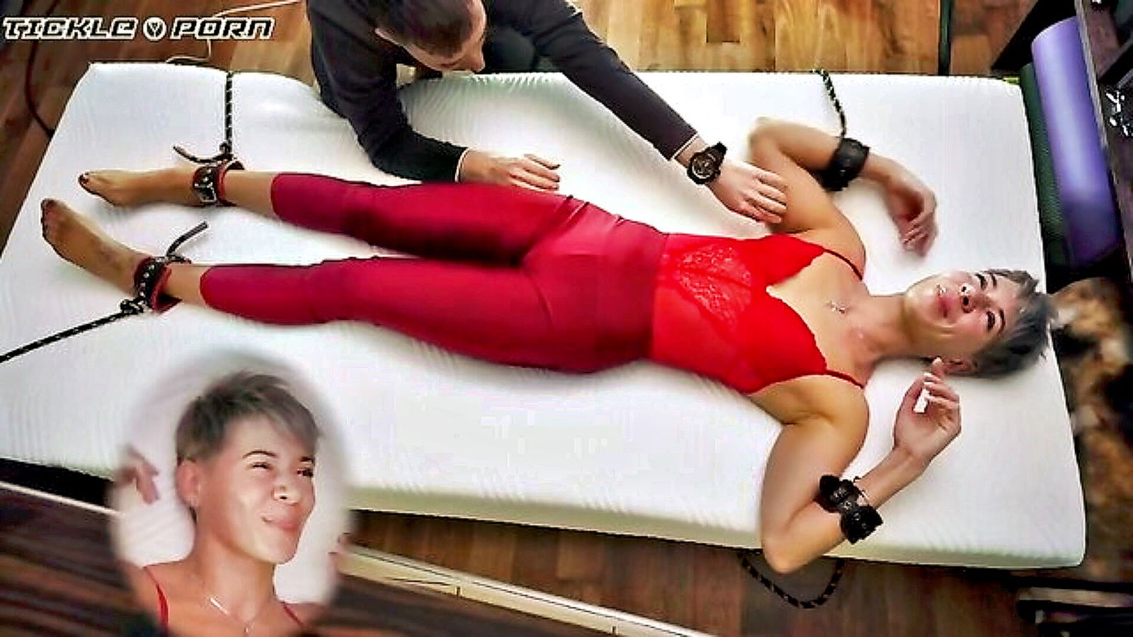 Lezbiyen porno HD onlayn tomosha qiling