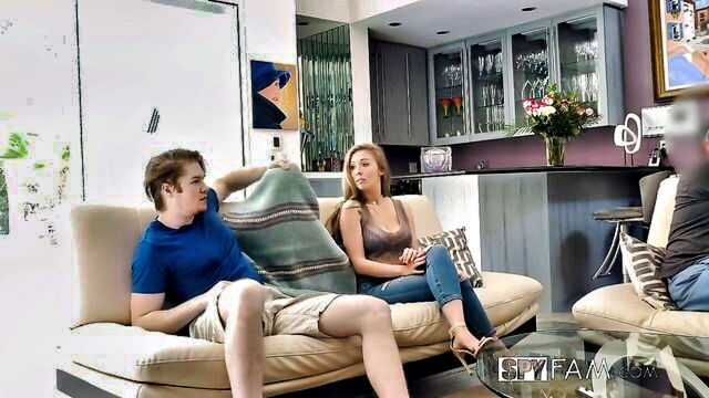 lena paul stepbrother fuck : SpyFam