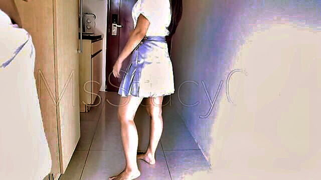 amateur teen, asian, 18yo - amateur filipino teen gets a quickie before heading to school