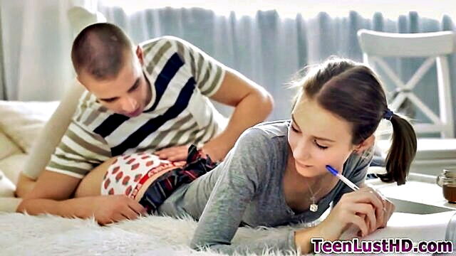 kellyn25s steamy hd encounter with big load after oral and vaginal sex : kellyn25