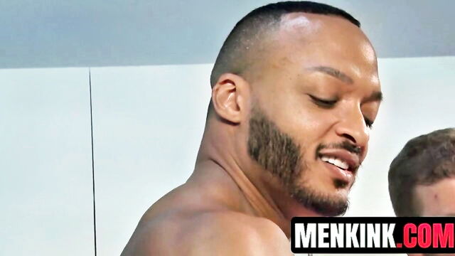 pierce paris, draven navarro - menkink hardcore gangbang