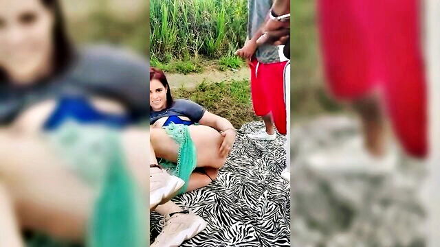 18 year old, colombian, amateur - colombian group sex outdoor
