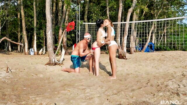 skye wood, olivia trunk - olivia trunk outdoor threesome